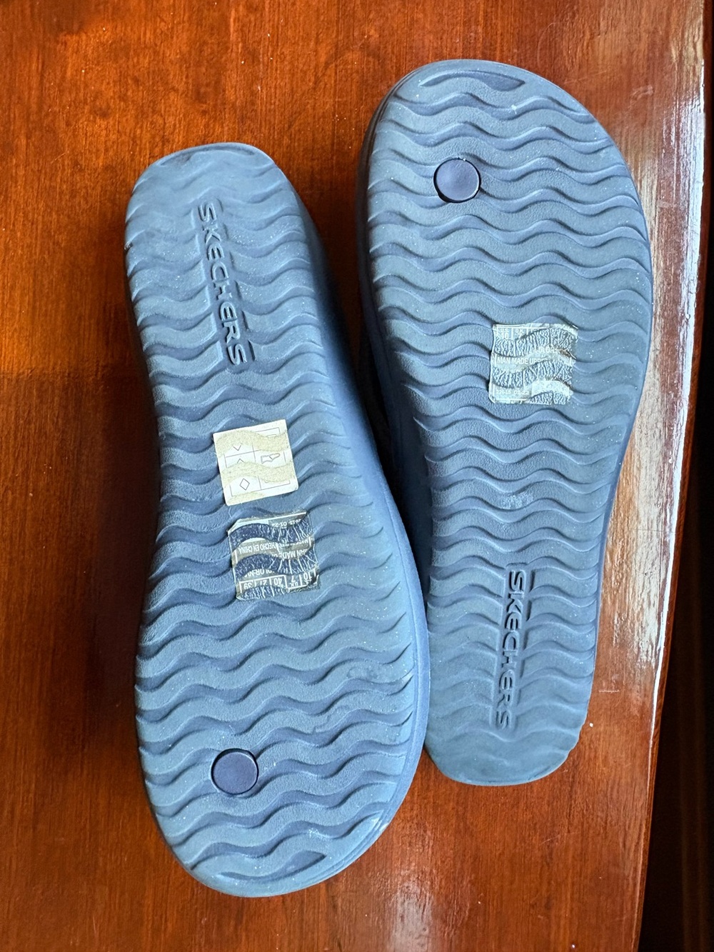 Navy Blue Patterned Women's Flip Flops - Picture 5 of 8